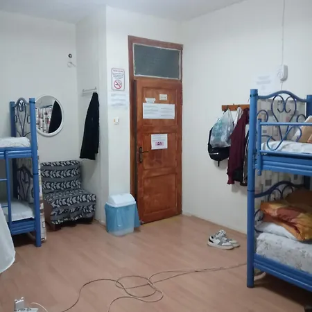 Hostel Hzd *