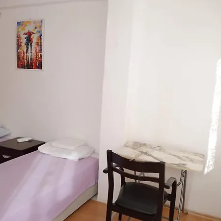 Hostel Hzd